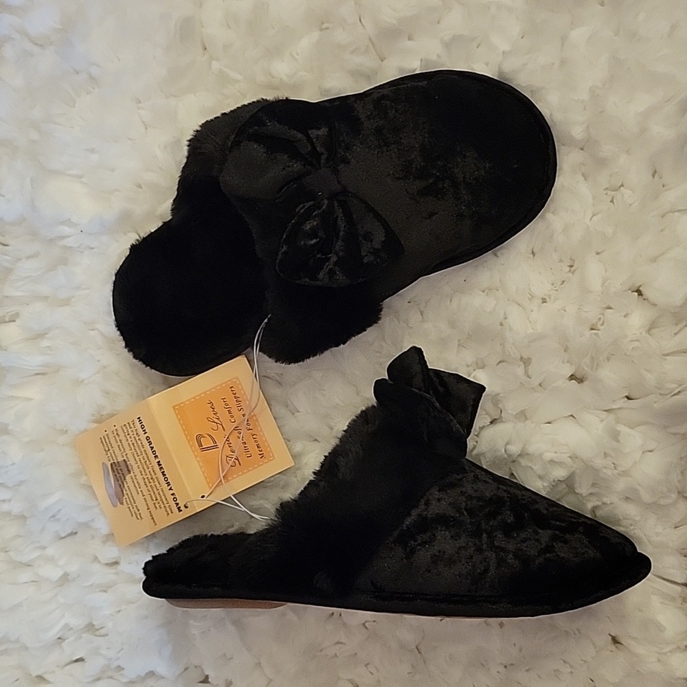 Dena Lives Black Velvet Fur Memory Foam bedroom slippers scuffs Medium 7-8 New